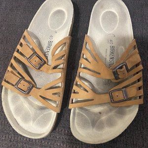 Birkenstock Tan Sandals size 40 Granada style